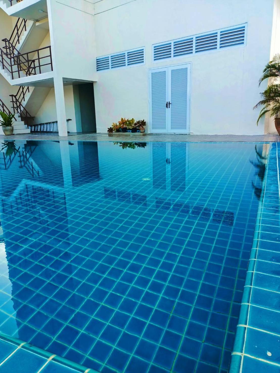 Mayflower Grande Hotel Phitsanulok Extérieur photo